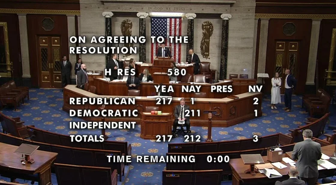 Веха! Соединенные Штаты приняли три законопроекта о криптовалюте: GENIUS стабильная валюта, регулирование ясности и закон против CBDC, отправленный Трампу на подпись